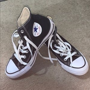Black chuck taylor Hightop converse